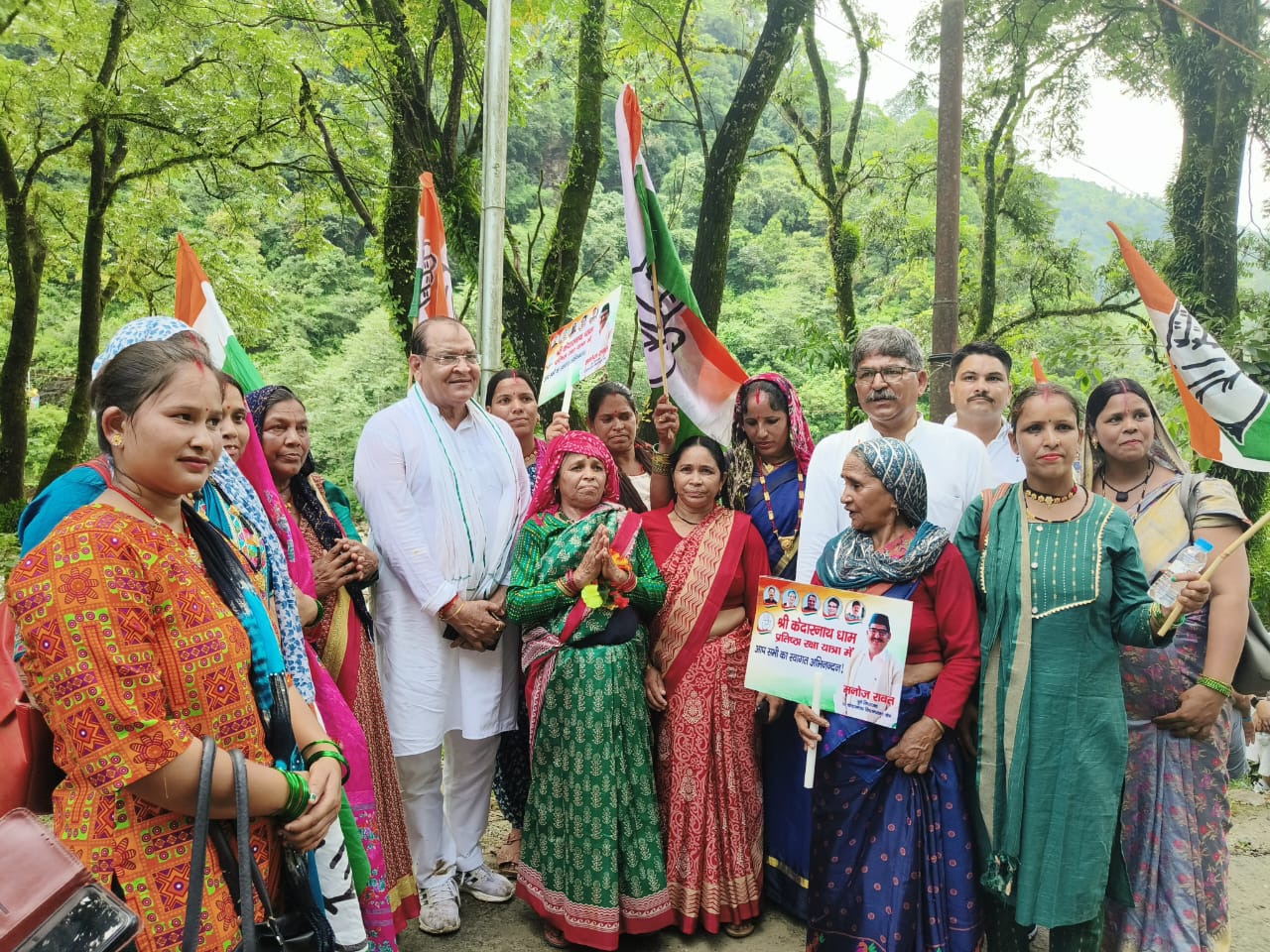 केदारनाथ प्रतिष्ठा यात्रा का केदारघाटी में जोरदार स्वागत